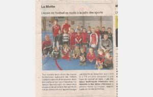 L'ECOLE DE FOOT A LA SALLE DES SPORTS