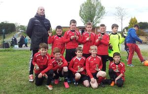 LES U10 U11 VAINQUEURS DE LA CONSOLANTE A ST CARADEC