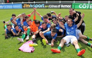 LES U18 GAGNENT LA FINALE