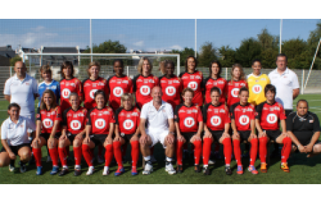 EN AVANT DE GUINGAMP FILLE A LA MOTTE