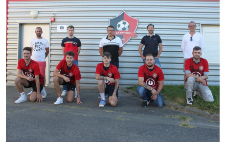 PRESENTATION DU STAFF et des PREMIERES RECRUES